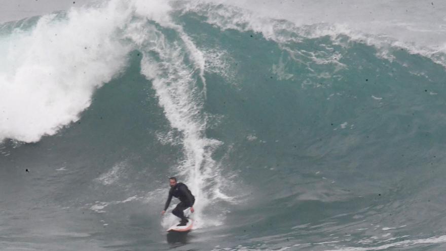 El campeonato de surf A Coruña Big Waves regresará a O Portiño &quot;en las próximas semanas&quot;