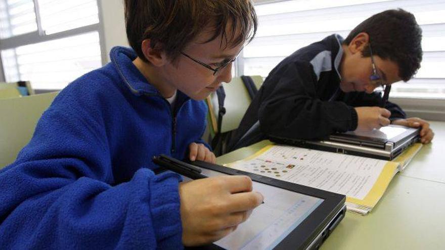 Aragón elimina los programas educativos Escuela 2.0 y Educa 3