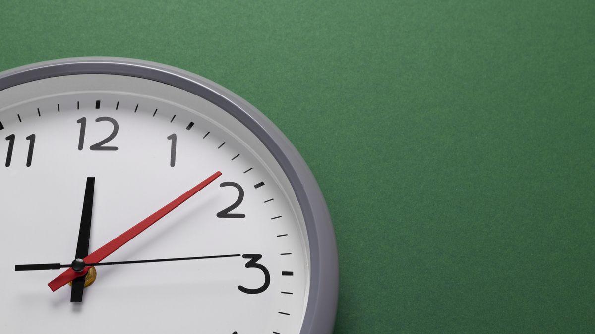 Málaga cambia de hora.