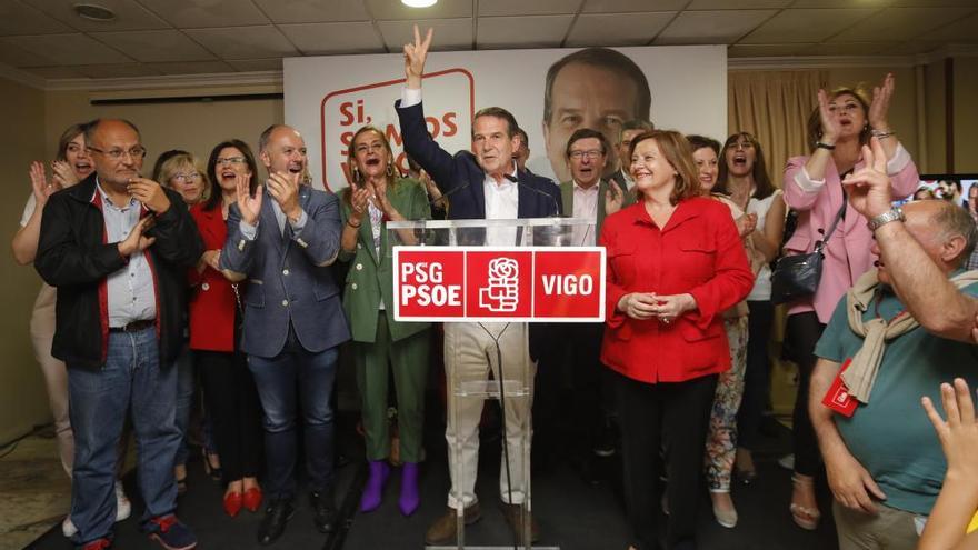 Abel Caballero ilumina al PSOE en la conquista de las urbes; debacle de Mareas y el PP no toca poder