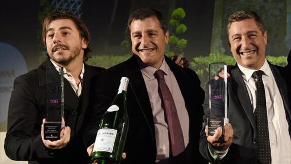 Jordi, Josep y Joan Roca, en Londres en el 2015, tras repetir como números uno por El Celler de Can Roca.