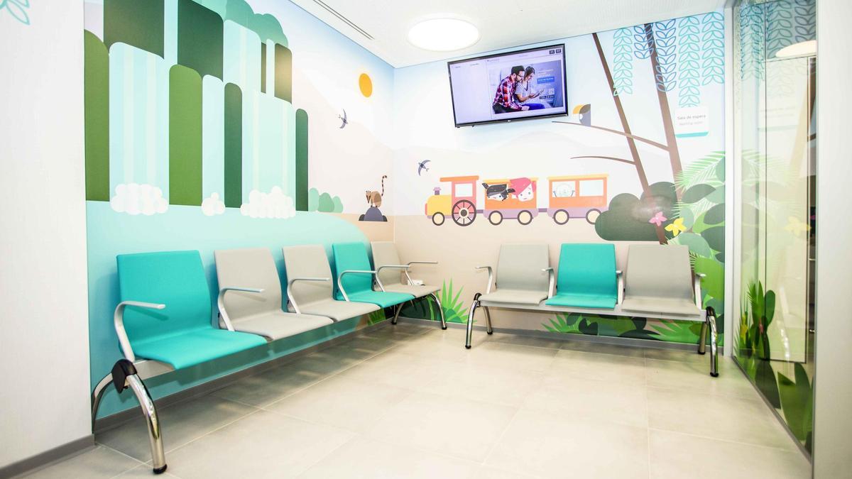 Sala de espera pediatría Quirónsalud Alicante