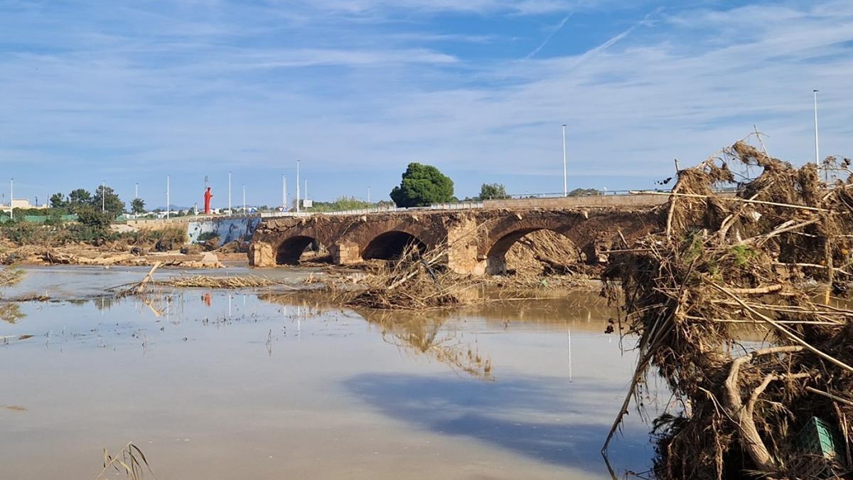 Estado actual del Pont Vell tras la destrucción que causó la dana.
