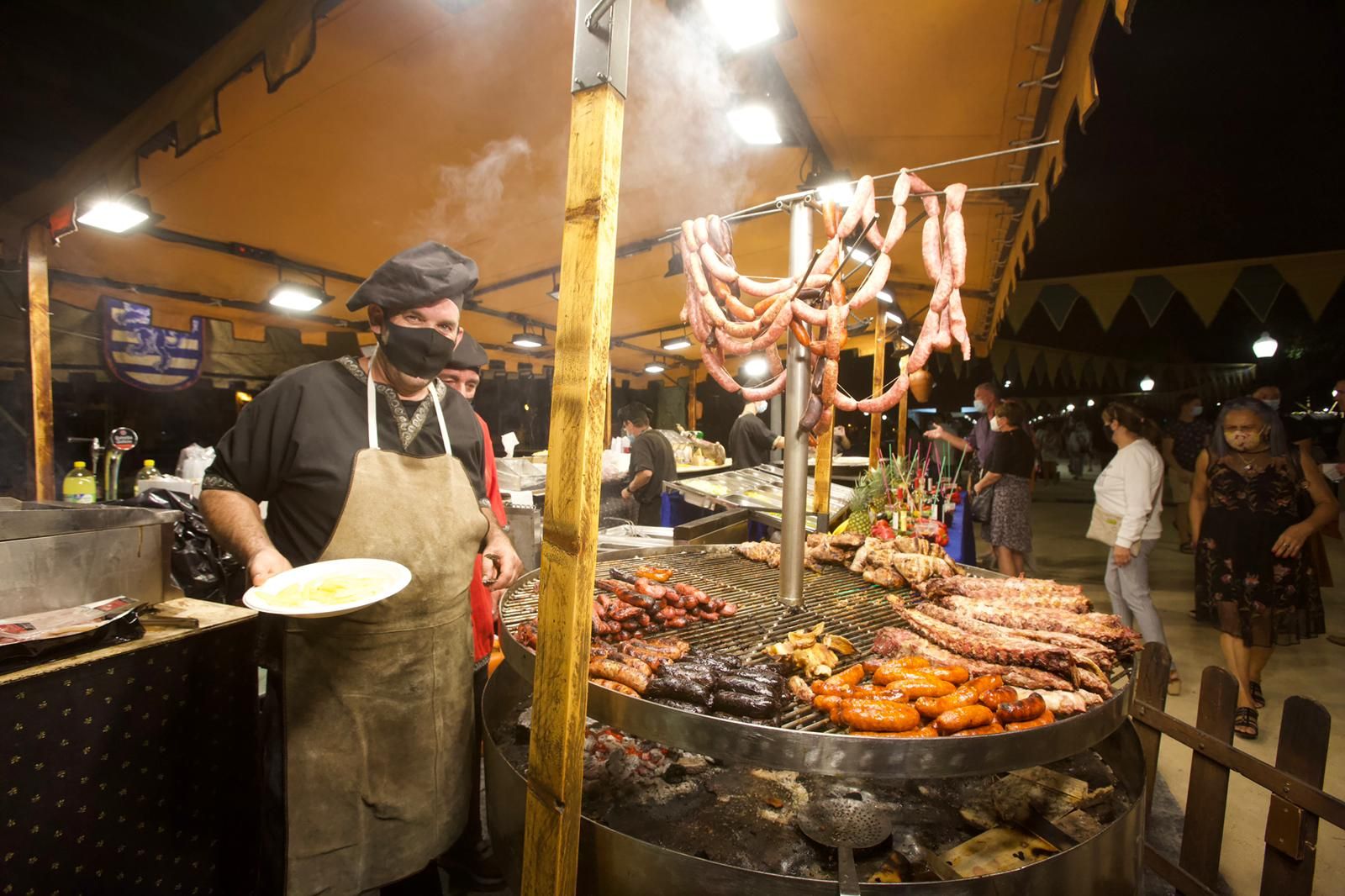 Mercadillo medieval y de artesanía de la Federación Alicantina de Moros y Cristianos