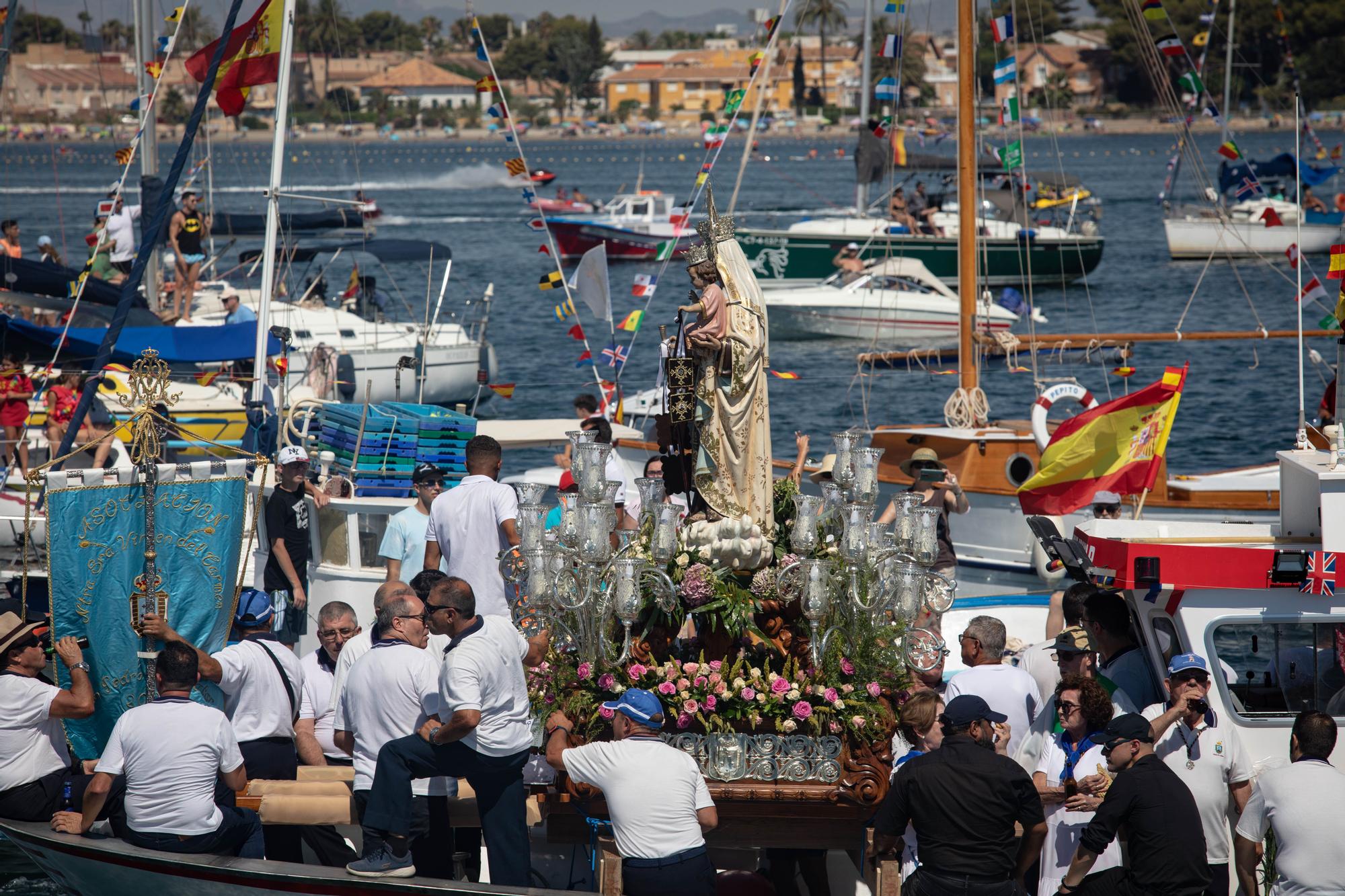 Procesión marítima de la Virgen del Carmen