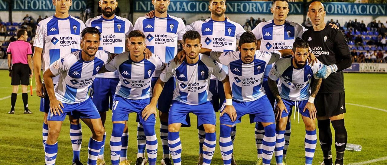 Once inicial del Alcoyano en el partido del pasado fin de semana ante el UCAM en El Collao. | JUANI RUZ