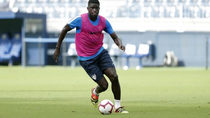 N&#039;Diaye, a falta de la firma