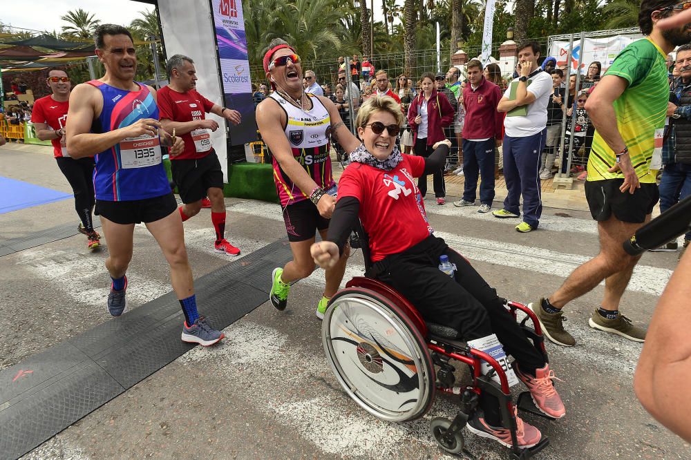 Las mejores imágenes de la Media Maratón de Elche