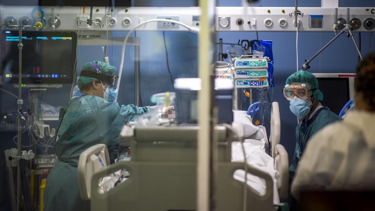 La uci de 'pacientes covid' del Hospital del Mar, el 8 de enero.