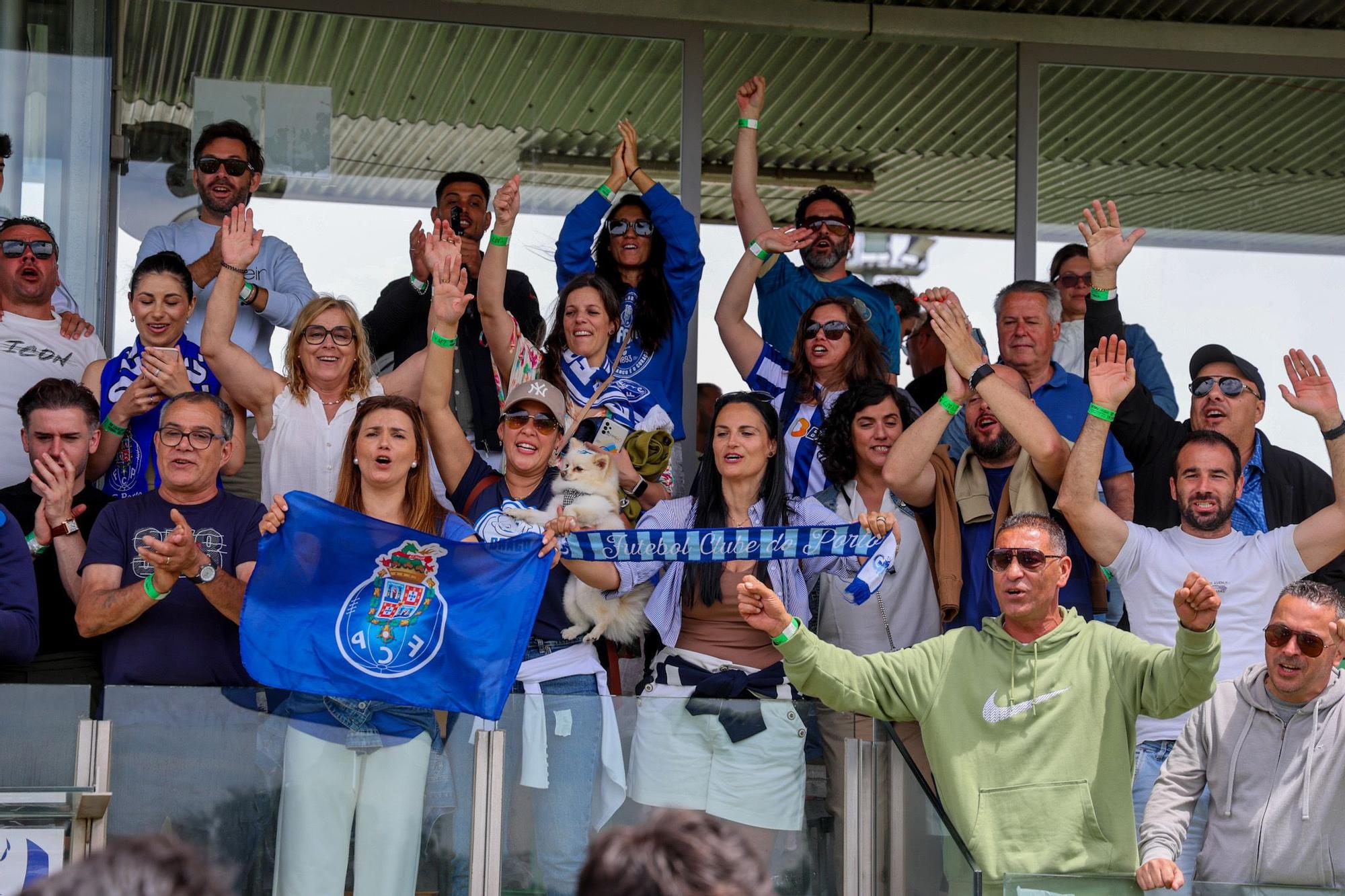 El Porto se lleva el primer título de Arousa Fútbol 7 a Portugal