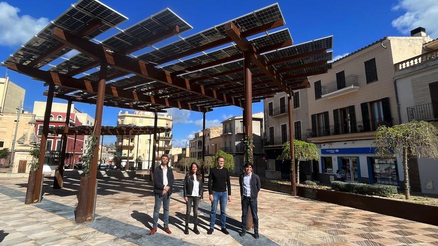 Manacor inicia la instalación de placas solares en sus plazas con dos grandes pérgolas fotovoltaicas en Sant Jaume