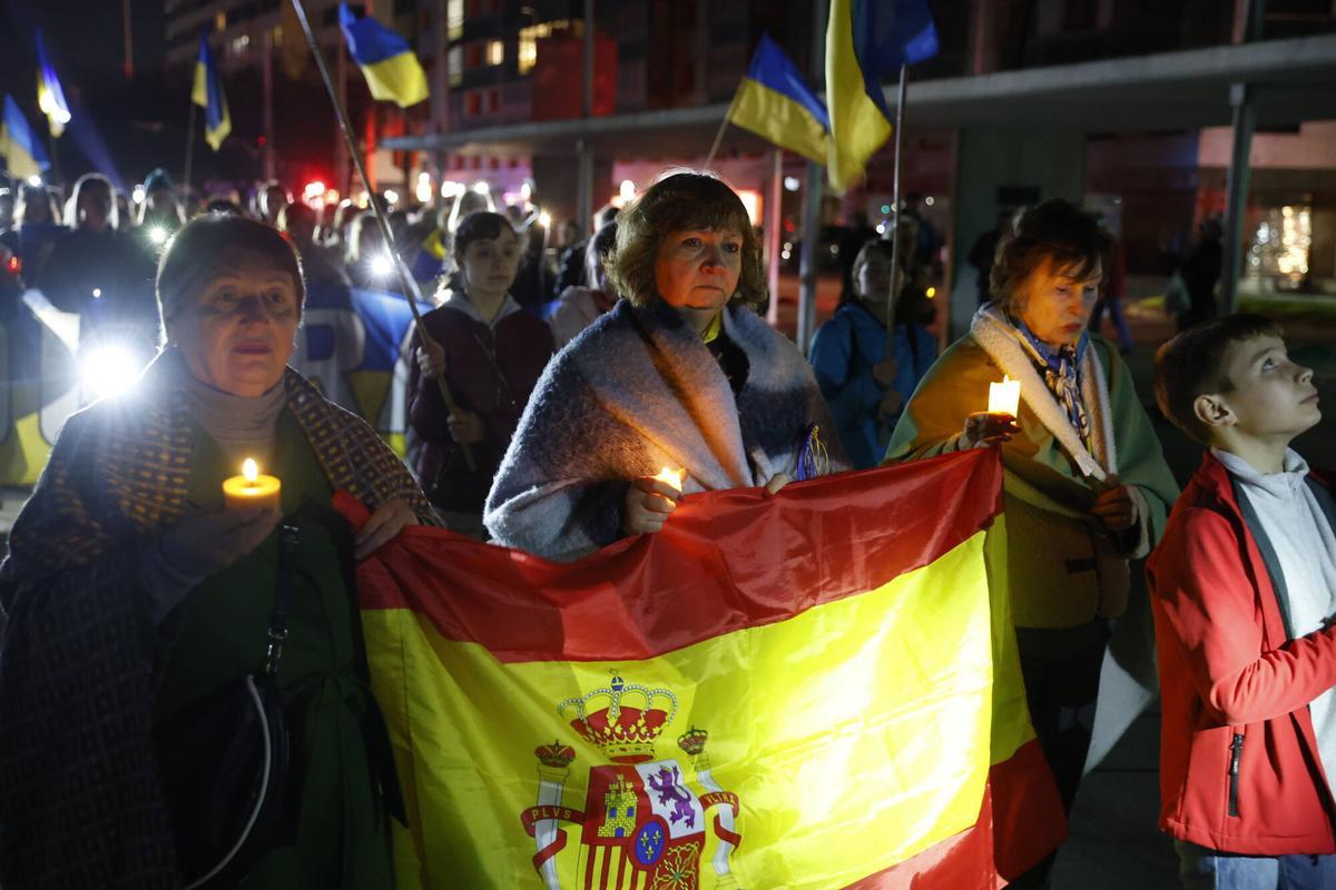 Manifestación de ucranianos en el Muro de San Lorenzo.