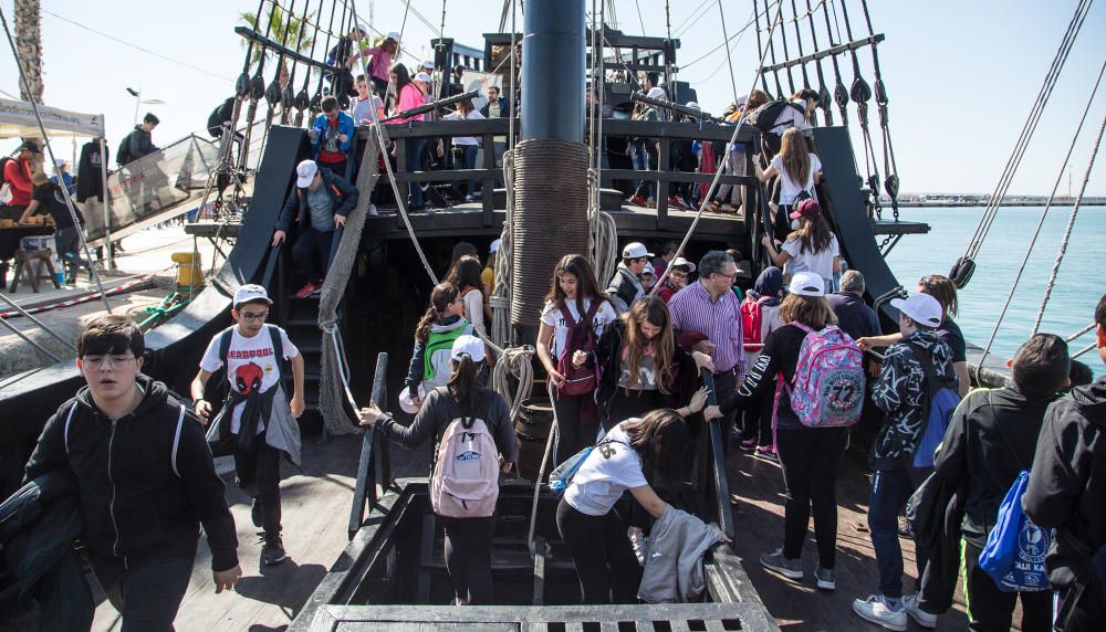 Actividades del primer día de Alicante Puerto de Encuentro