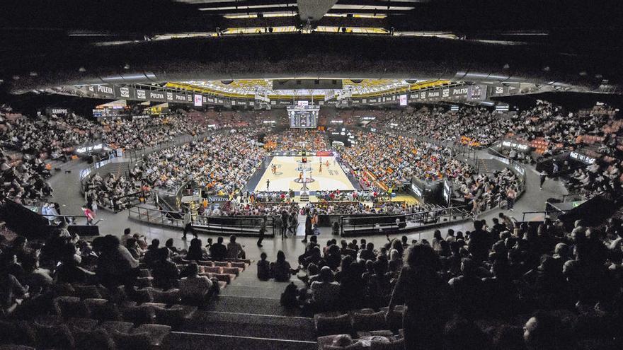 La Fonteta rozó el lleno, con 6.200 espectadores. // FEB