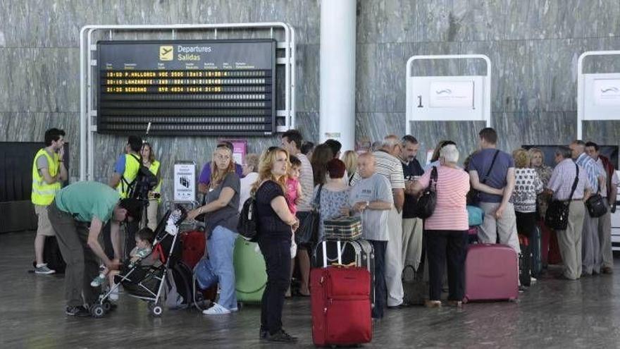 El Aeropuerto de Zaragoza incrementa un 21 % el tráfico de pasajeros en junio