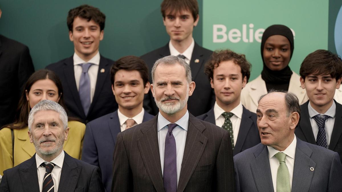 El Rey entrega las Becas Iberdrola a 81 jóvenes