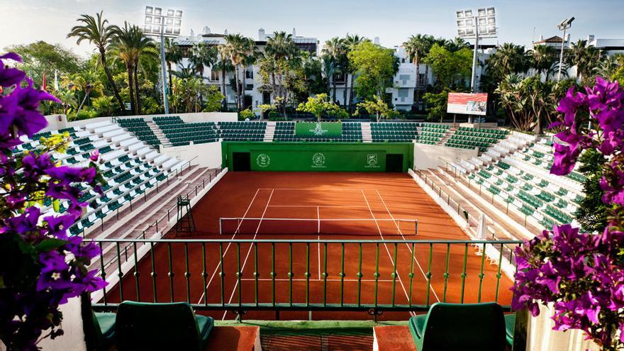 Pista central del Club de Tenis Puente Romano, lugar escogido para la disputa de la eliminatoria de la Davis entre España y Gran Bretaña.