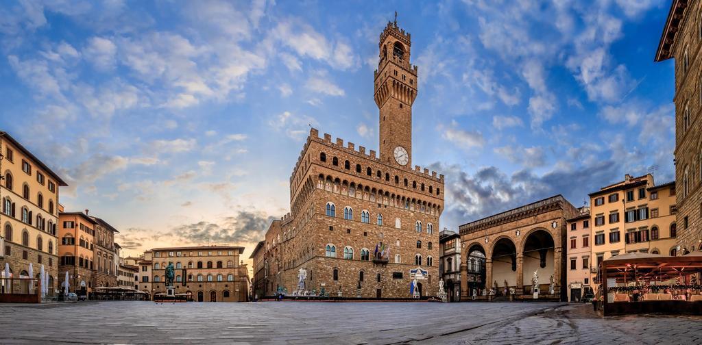 La Piazza della Signoria es el centro neurálgico de Florencia.