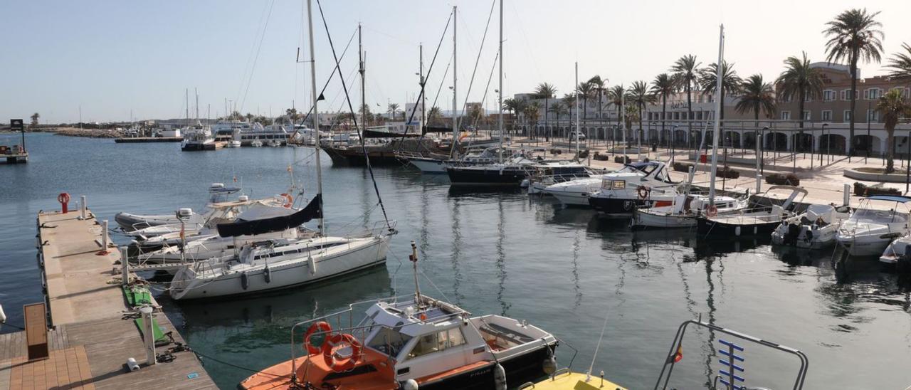 Parte de los muelles de la dársena de Poniente que acaban de ser adjudicados.