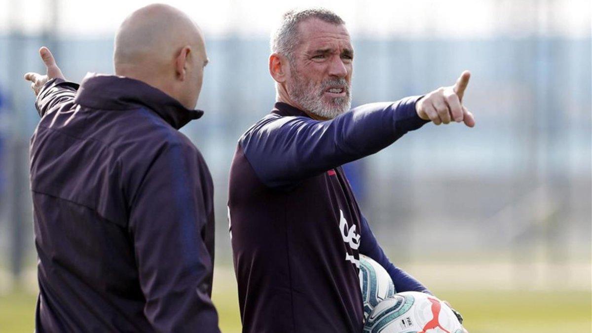 Jon Pascua, durante un entrenamiento con el Barça