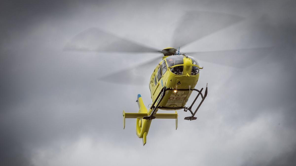 Ha sido necesaria la intervención del helicóptero del 061