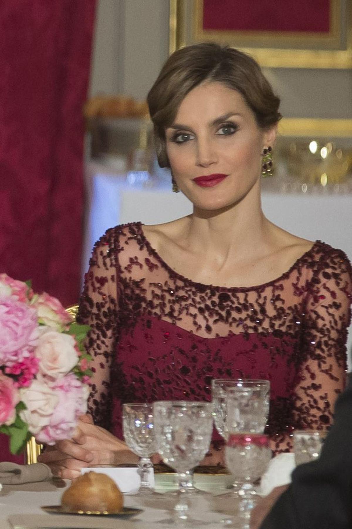 Letizia Ortiz durante la cena en honor a los reyes en el Elíseo