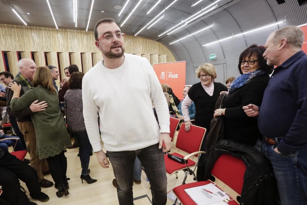 Asamblea abierta del PSOE en Oviedo