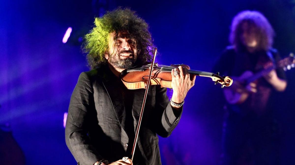 Concierto de Ara Malikian, ayer, en la sede de Afundación.   | // RAFA VÁZQUEZ