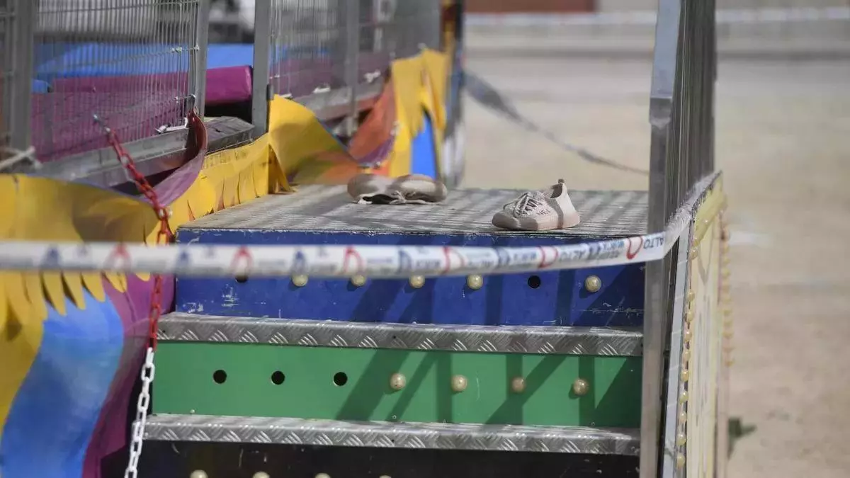 Muere una niña de 2 años por una descarga eléctrica en una atracción de feria de Murcia