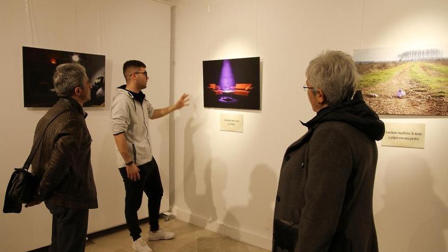 Inauguración de la muestra sobre violencia machista en La Alhóndiga.