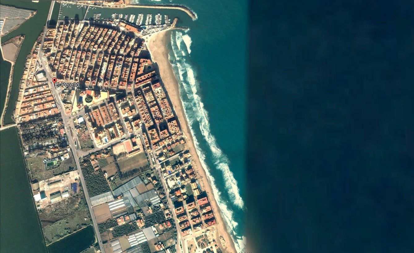 Playa del Perelló en el año 2001.JPG