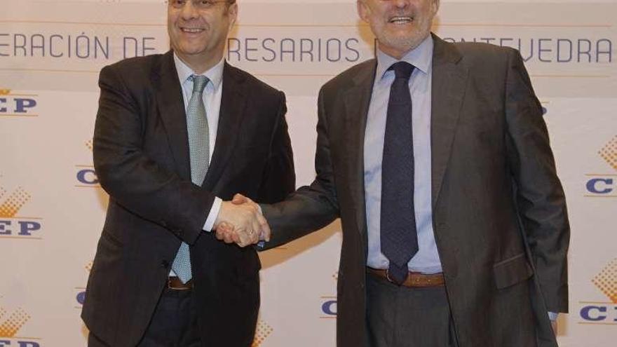 José Manuel Pérez Canal y Antonio Dieter Moure (d.). // José Lores