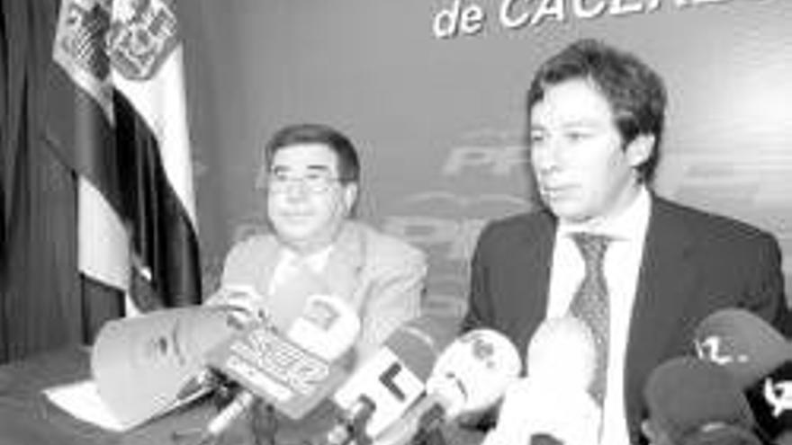 FLORIANO Y CAÑADA PERFILAN LAS LINEAS DE LA NUEVA COALICION