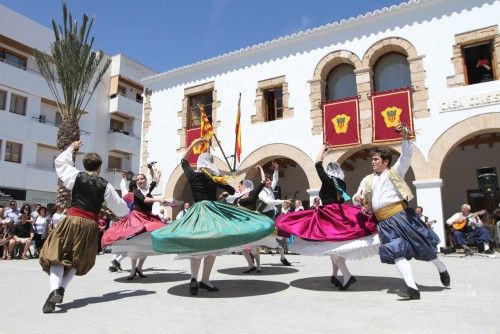 Celebración del primer Diumenge de Maig en Santa Eulària