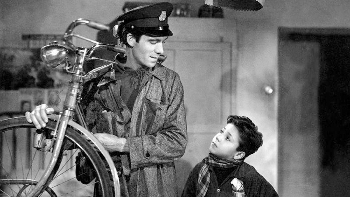 Fotograma de «O ladrón de bicicletas» (1948).