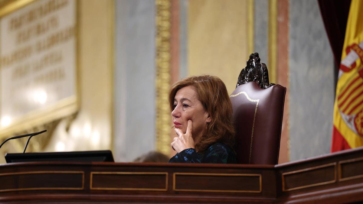 La presidenta del Congrés, Francina Armengol, durante una sesión plenaria en el Congreso.
