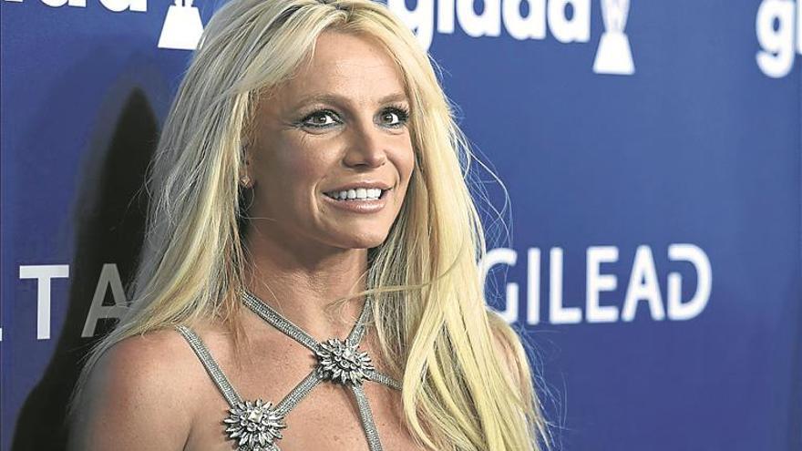 Britney ingresa en una clínica mental