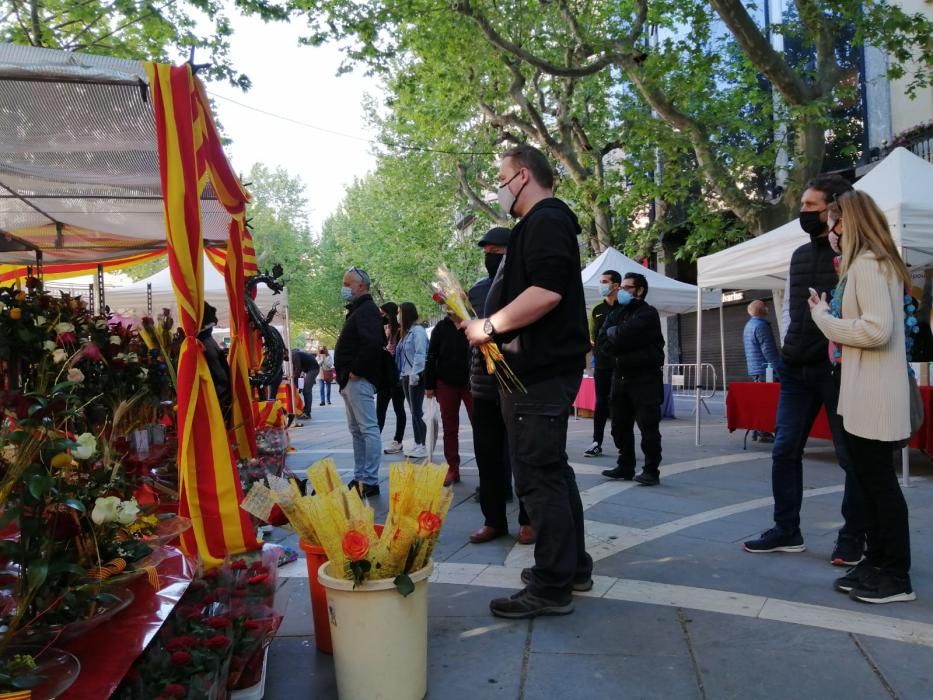 Parades a Manresa per celebrar Sant Jordi 2021