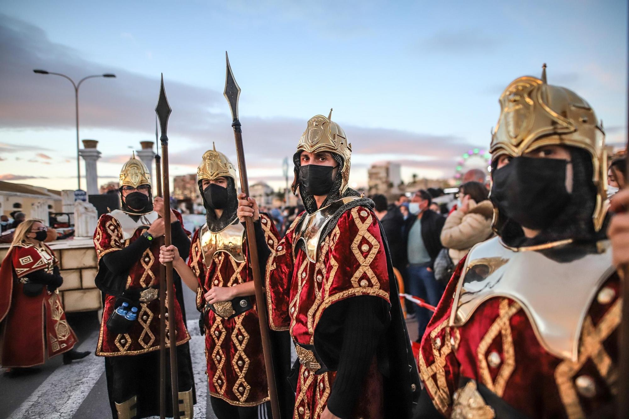 Los Reyes Magos desembarcan en Torrevieja