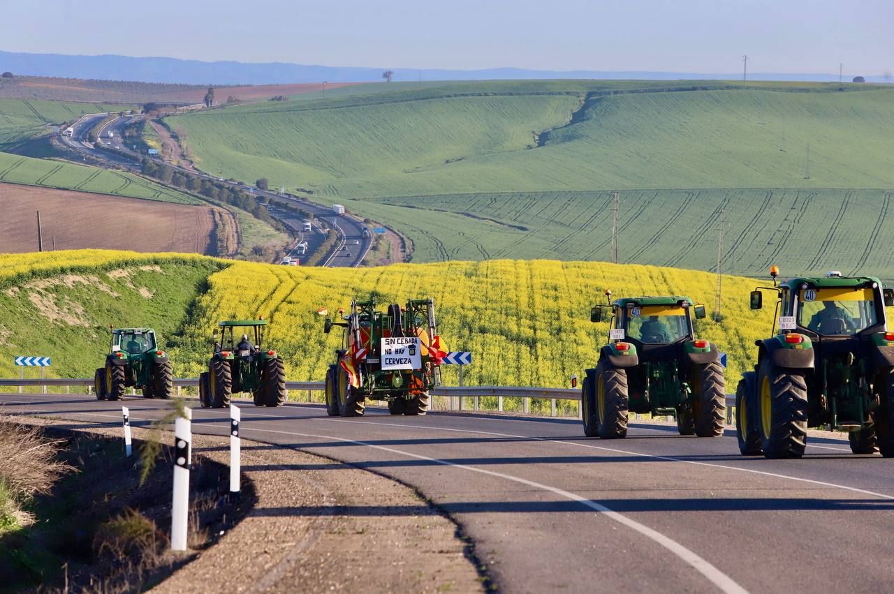 Las protestas del campo llegan a la capital cordobesa en varias tractoradas