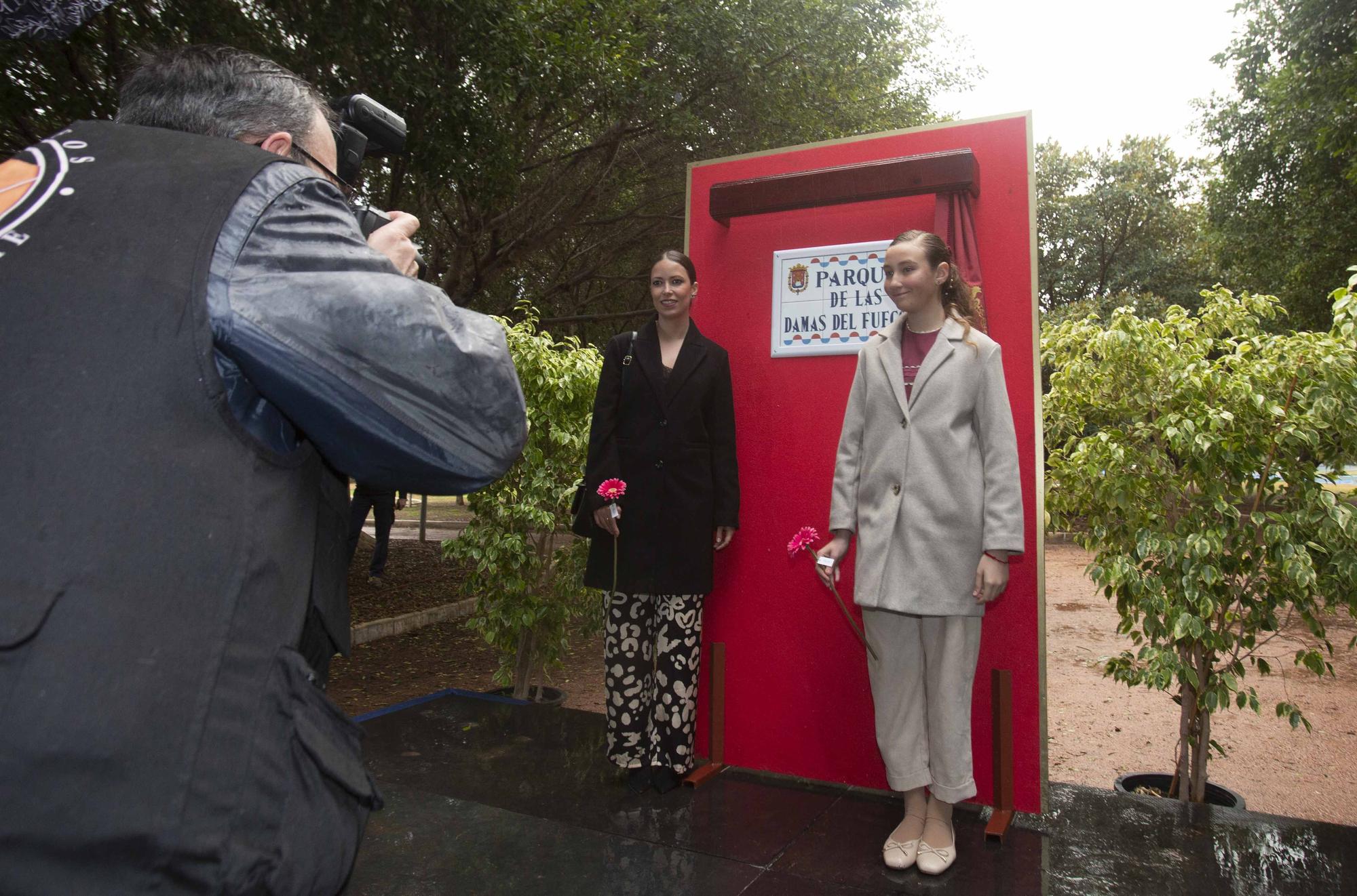 Inauguración del parque Damas del Fuego