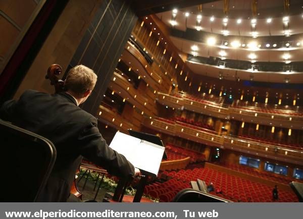 GALERÍA DE FOTOS - Orquesta Sinfónica de la Comunitat Valenciana en el Gran Teatro de Shanghai