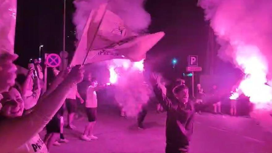 Espectacular recibimiento en Vila-real a un Submarino de Champions.