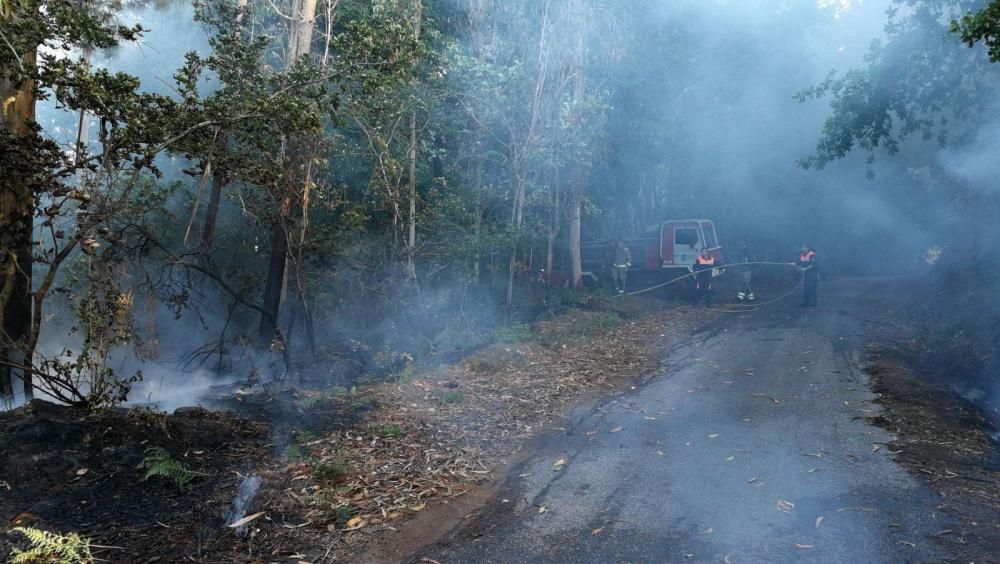 Incendios en Cuntis y Cerponzóns