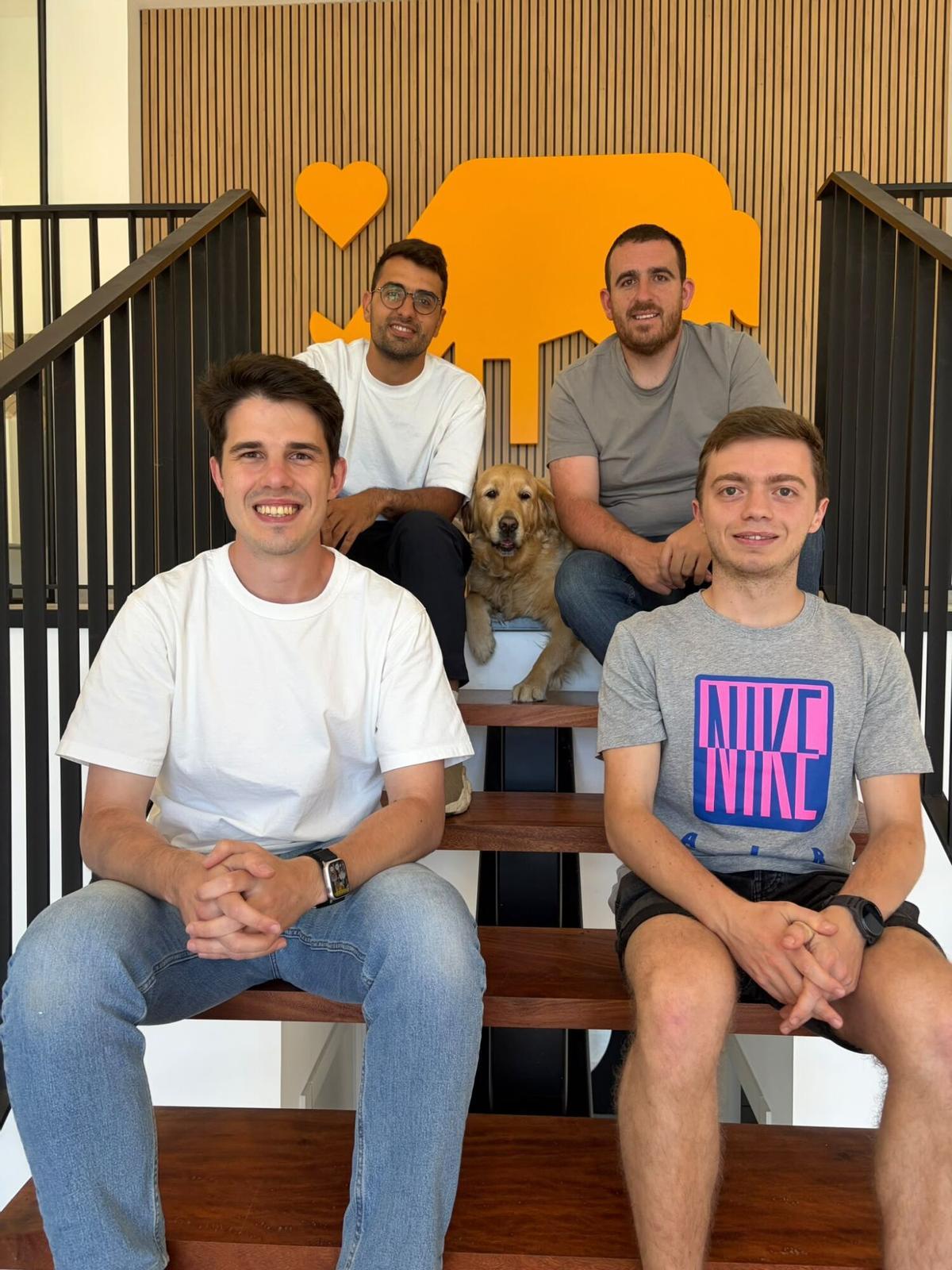 Fundadores de Innogando, Elio, Daniel, Diego y Pablo López abajo a la izquierda