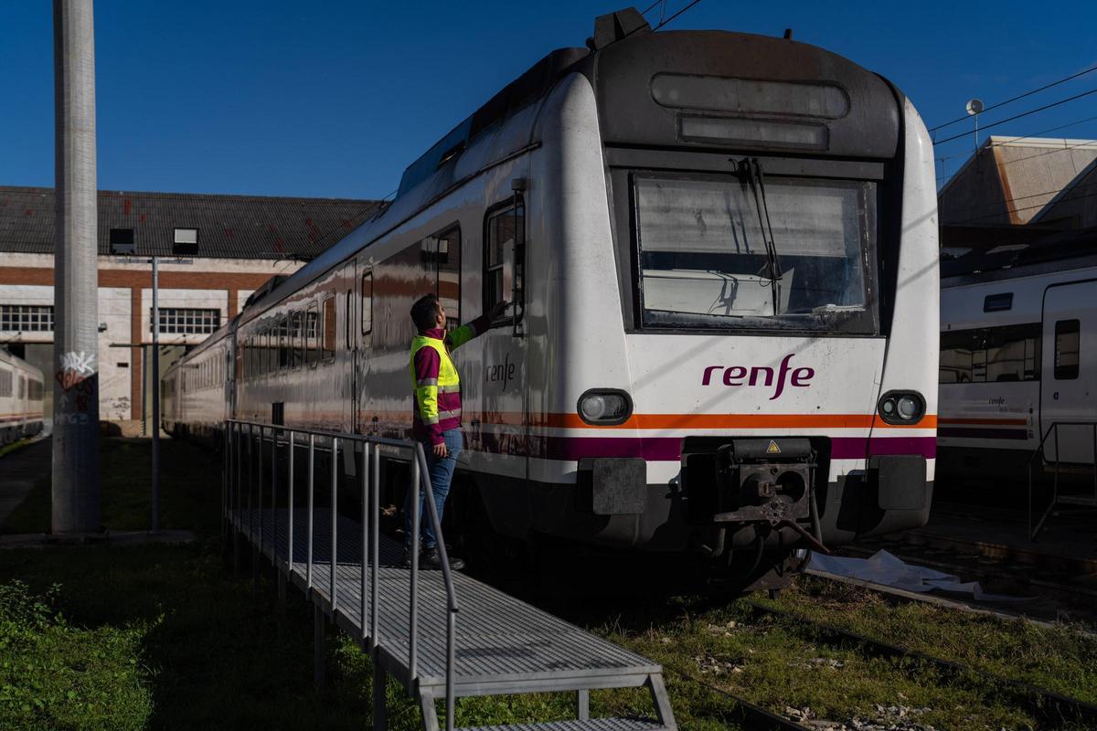 Visita a los talleres de Renfe en Sant Andreu Comtal