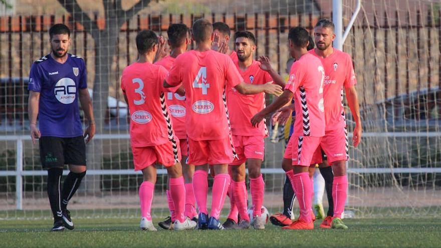 El Alcoyano exhibe su potencial contra el Athletic Torrellano