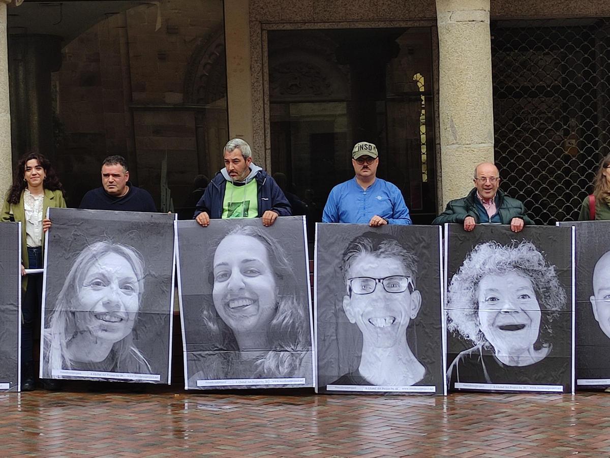 GALERÍA | Benavente da la cara por la salud mental