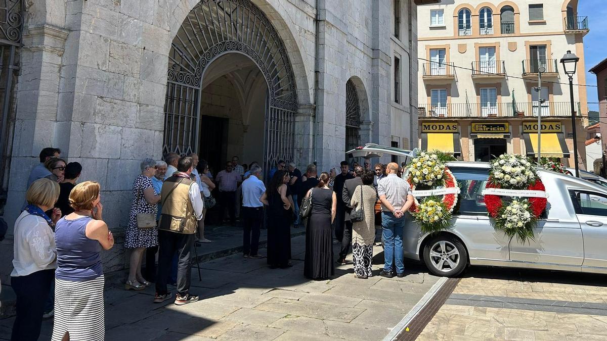 Pravia Mourns Dentist Luciano Álvarez Following Fatal Car Accident
