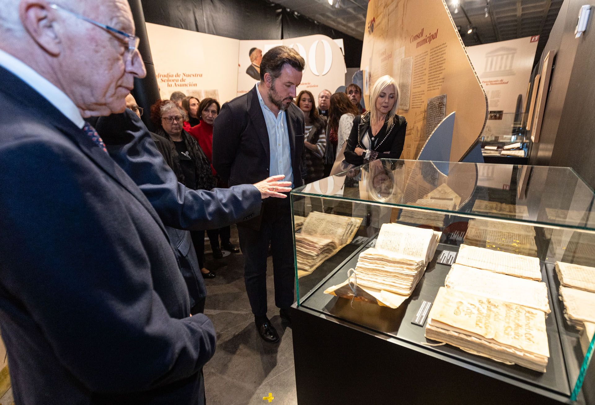 El MAHE acoge una exposición sobre la historia del Misteri